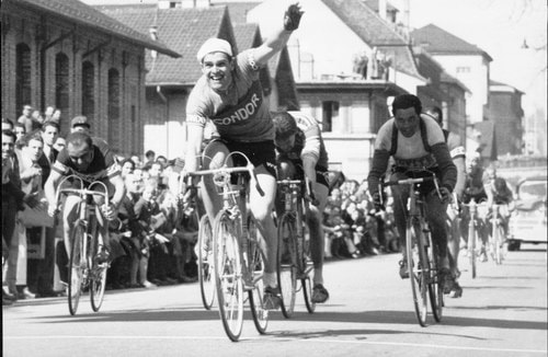 Walter Bucher als Sieger in Strassenrennen